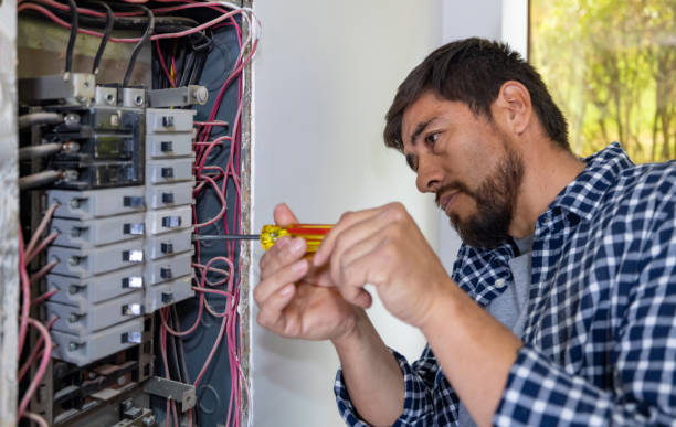 Best Circuit Breaker Repair  in Kingston, RI